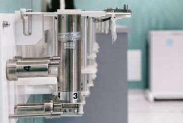 Continuous vs. Batch Ultrasonic Processing: Choosing the Right Mode for Scale-Up