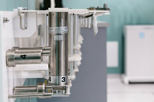 Continuous vs. Batch Ultrasonic Processing: Choosing the Right Mode for Scale-Up