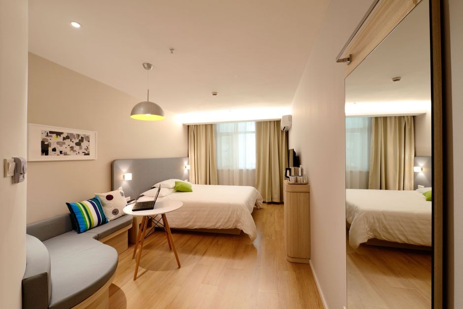 Protecting Your Business From the Hidden Costs of Bed Bugs
