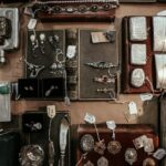 The Accessory Anchor: How One Piece of Jewelry Can Organize an Entire Outfit