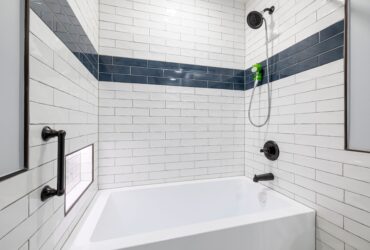 When It’s Time to Replace Your Bathtub: What You Need to Know